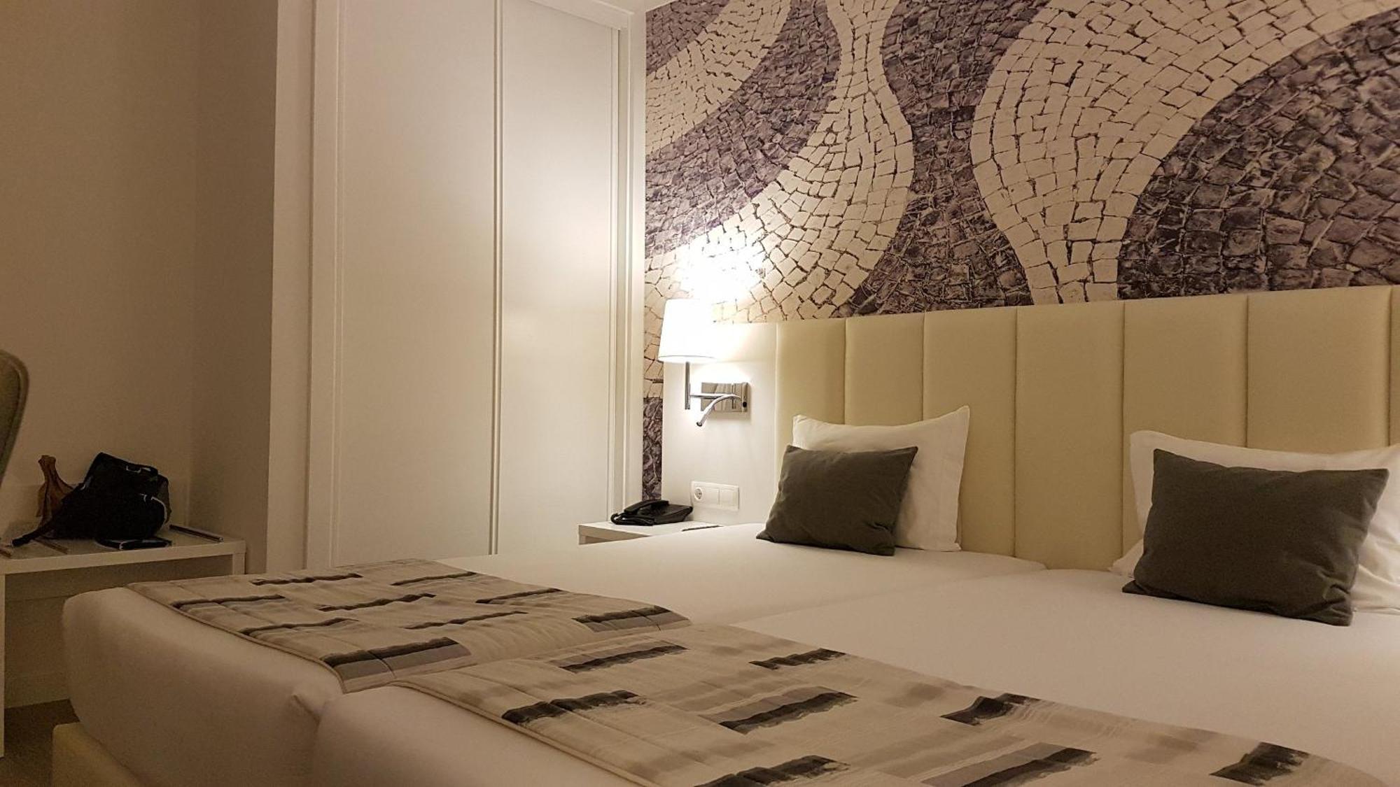Masa Hotel Almirante Lisboa Dış mekan fotoğraf