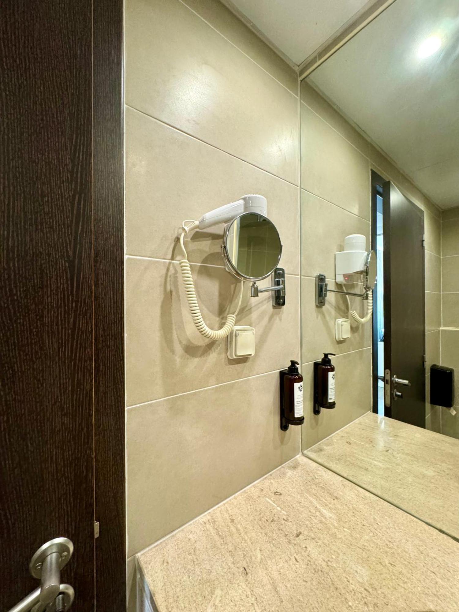 Masa Hotel Almirante Lisboa Dış mekan fotoğraf